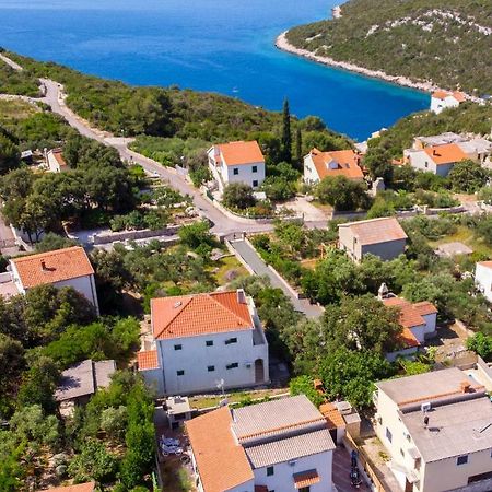 Apartment Josipa Vinišće Buitenkant foto